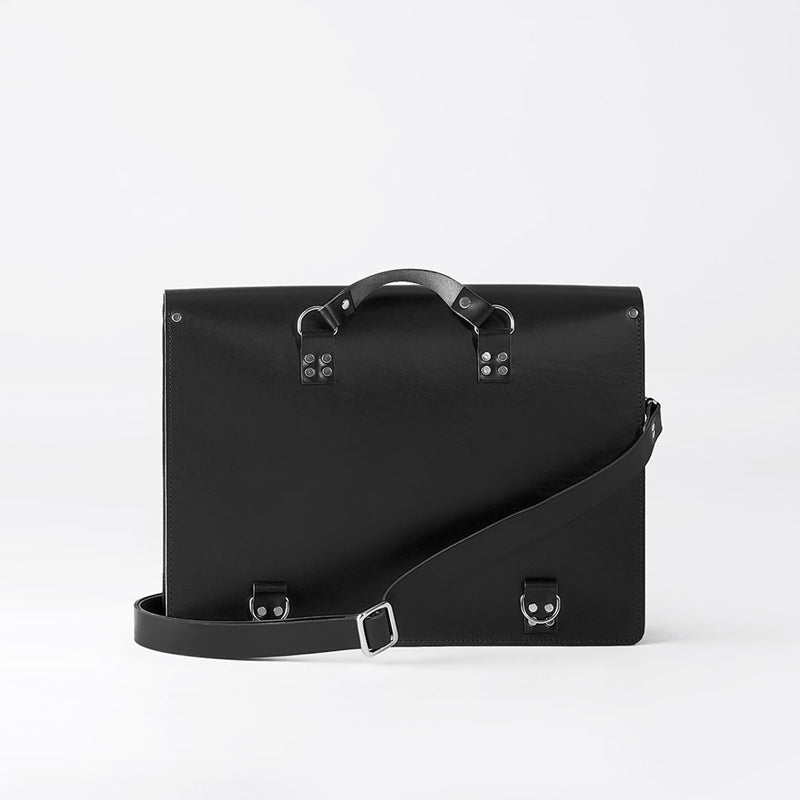 De Näver Rugzak/schoudertas van Eduards accessoriesis een multifunctionele unisex laptoptas, die met behulp van de afneembare riemen eenvoudig van een schoudertas naar een rugzak kan worden getransformeerd.