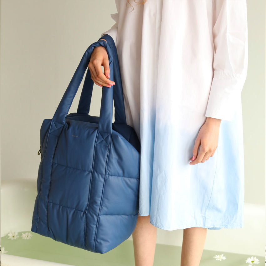 Clode Puffy Shoulder Bag - Dutch Blue